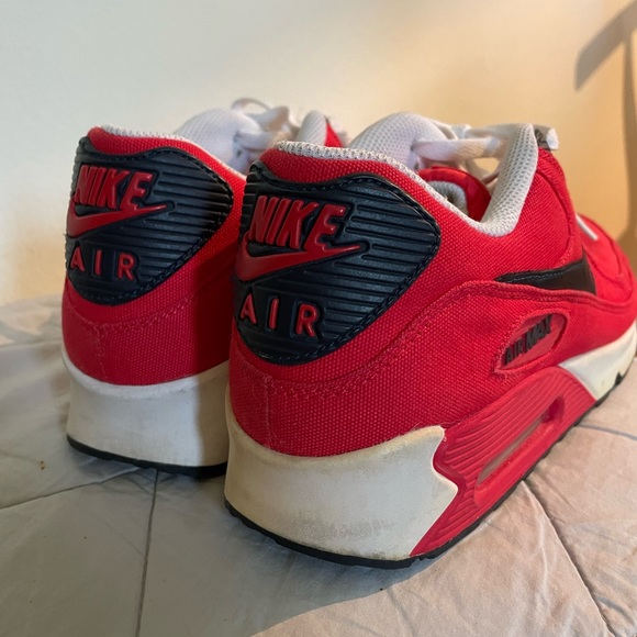 Nike AirMax 90 - Picture 2 of 4